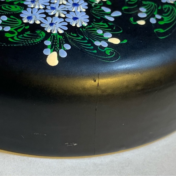 Black Lacquer Round Trinket Box Floral Hand Painted Delicate Blue Flowers AS IS - Picture 15 of 16